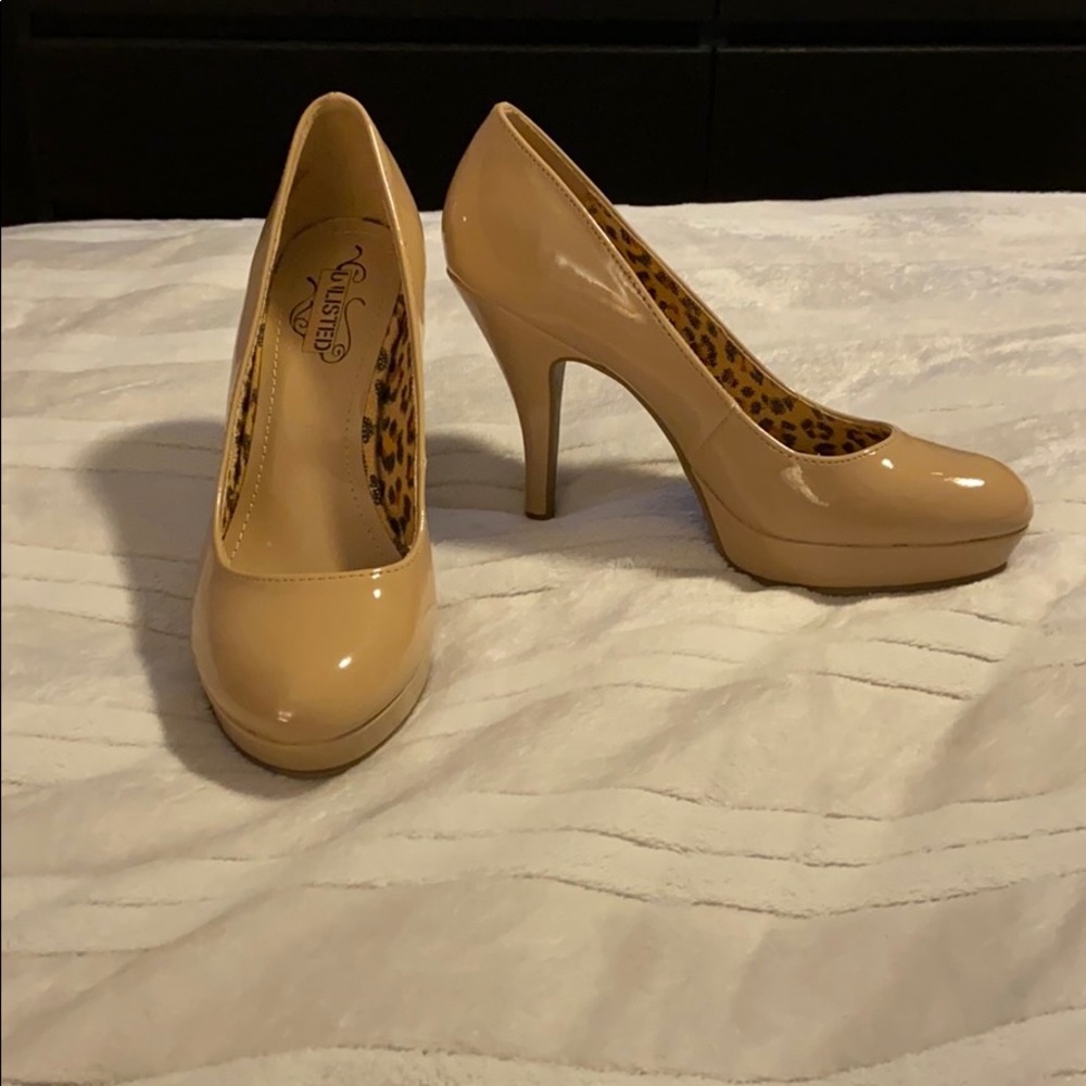 Tan heels